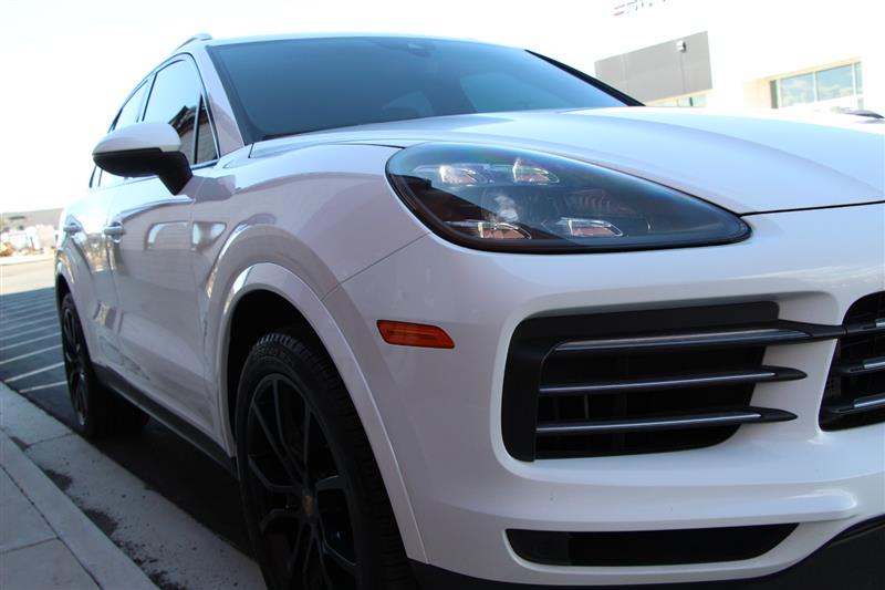 2020 Porsche Cayenne photo 40
