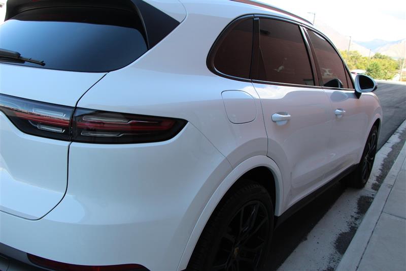 2020 Porsche Cayenne photo 43
