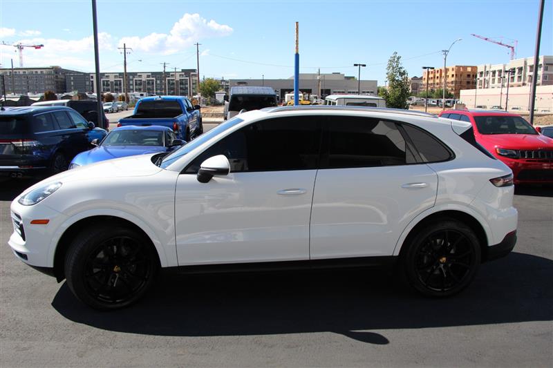 2020 Porsche Cayenne photo 5