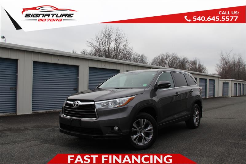 2016 Toyota Highlander LE Plus's photo