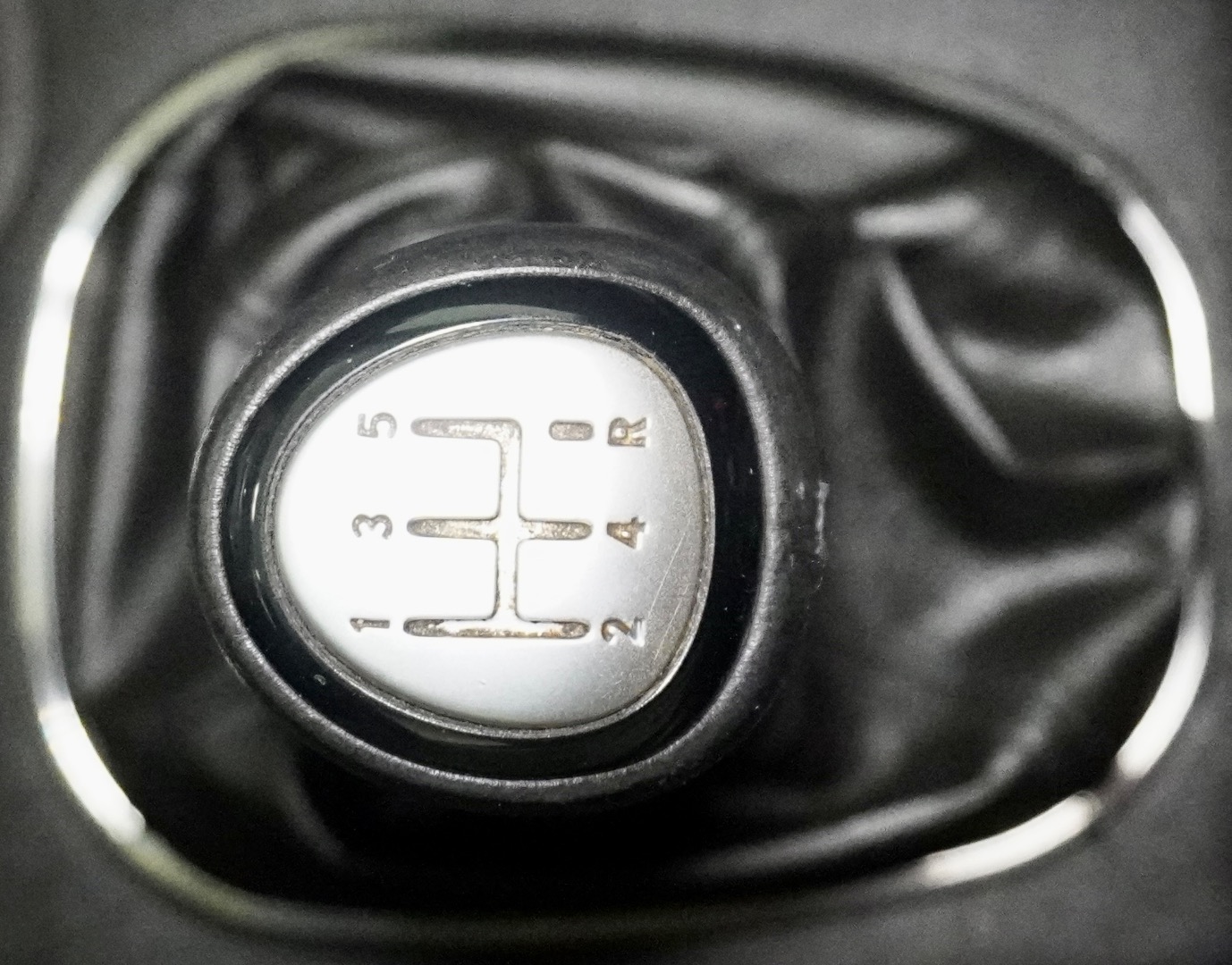 2009 Chevrolet Cobalt SS photo 14