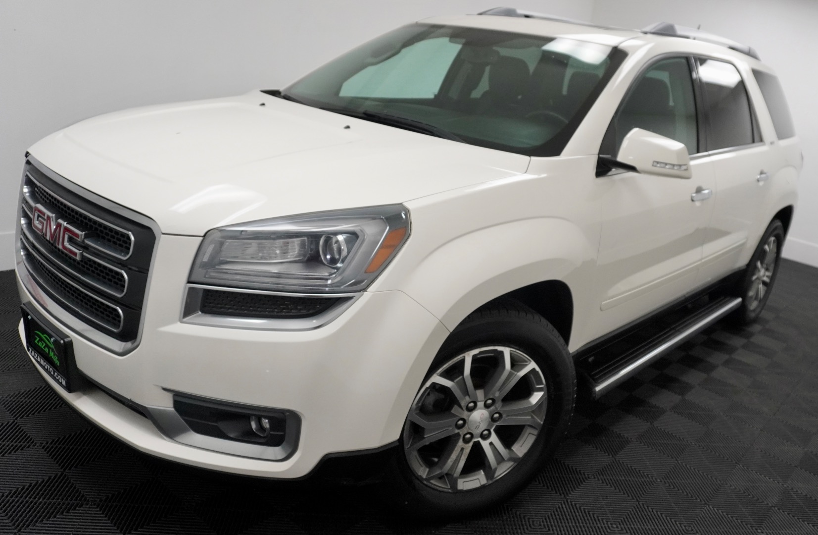2014 Gmc Acadia SLT photo 3