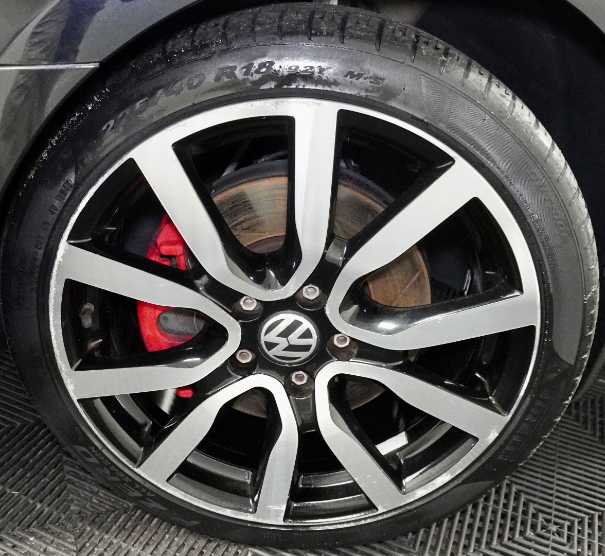2012 Volkswagen Golf GTI Autobahn photo 4