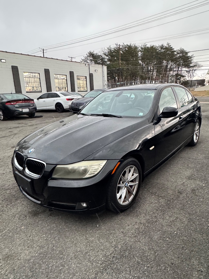 2010 BMW 3 Series 328i's photo