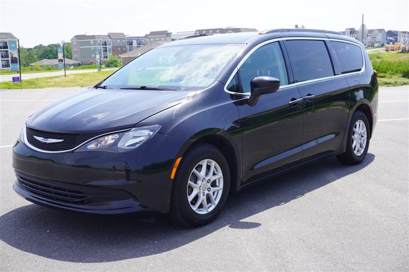 2020 CHRYSLER VOYAGER LXI