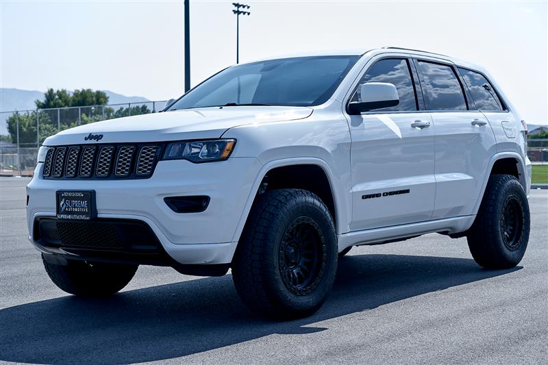 2019 JEEP GRAND CHEROKEE Altitude
