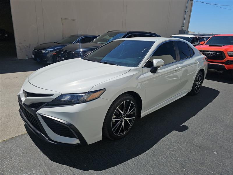 2022 TOYOTA CAMRY SE