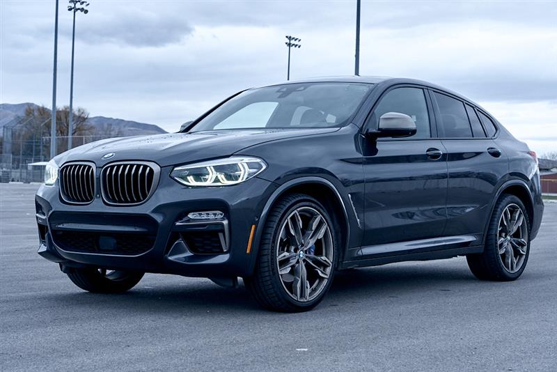 2019 BMW X4 M40i's photo