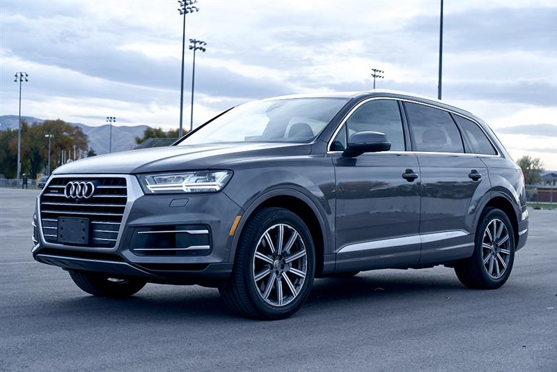 2019 AUDI Q7 Premium Plus 55 TFSI Quattro