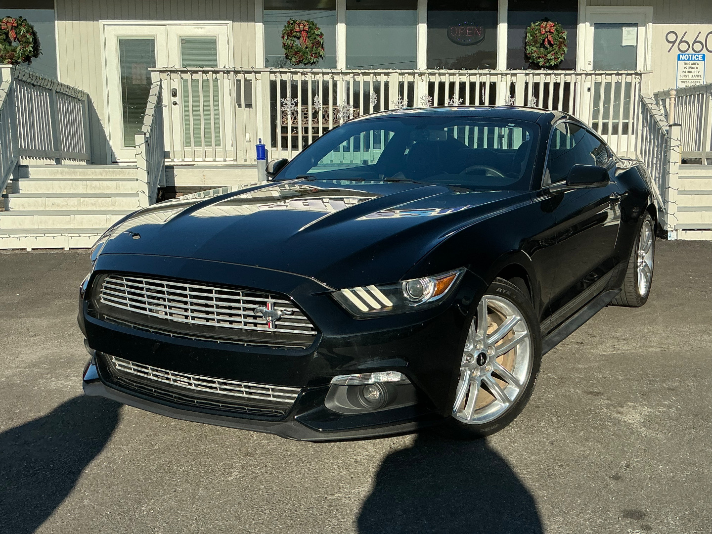 2016 Ford Mustang EcoBoost Premium's photo