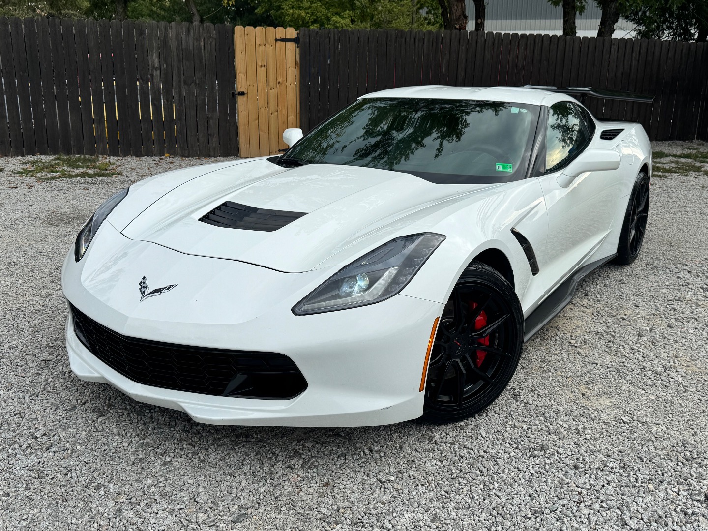 2015 Chevrolet Corvette 1LT photo 3