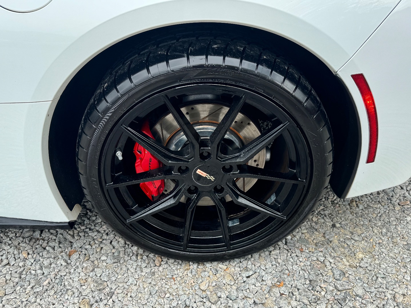 2015 Chevrolet Corvette 1LT photo 31
