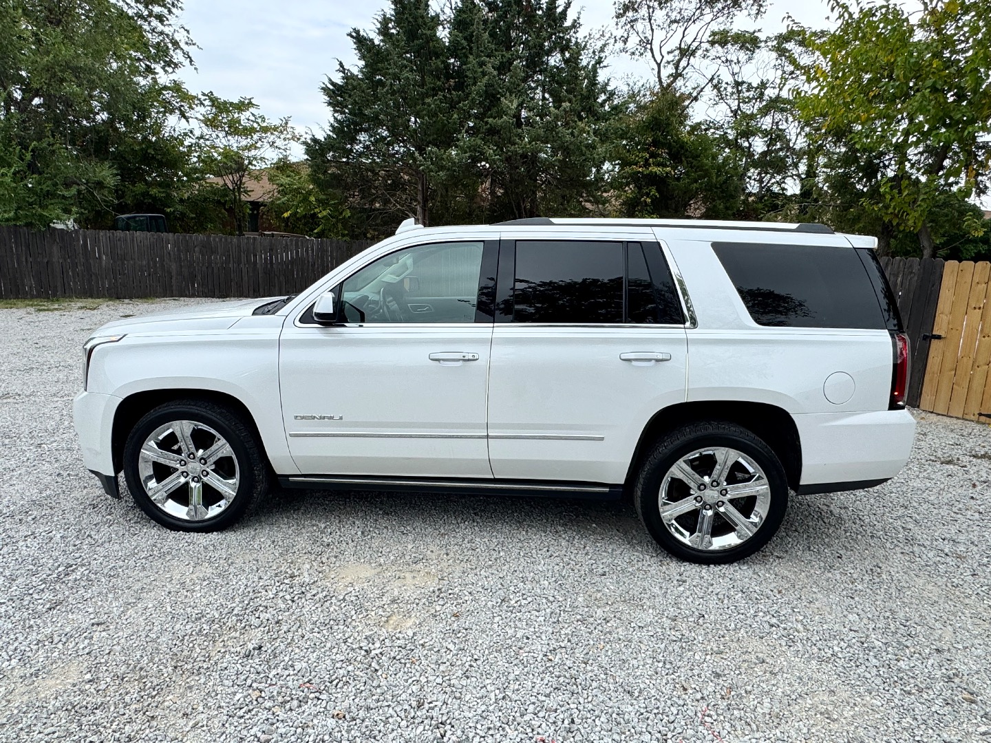 2019 Gmc Yukon Denali photo 4