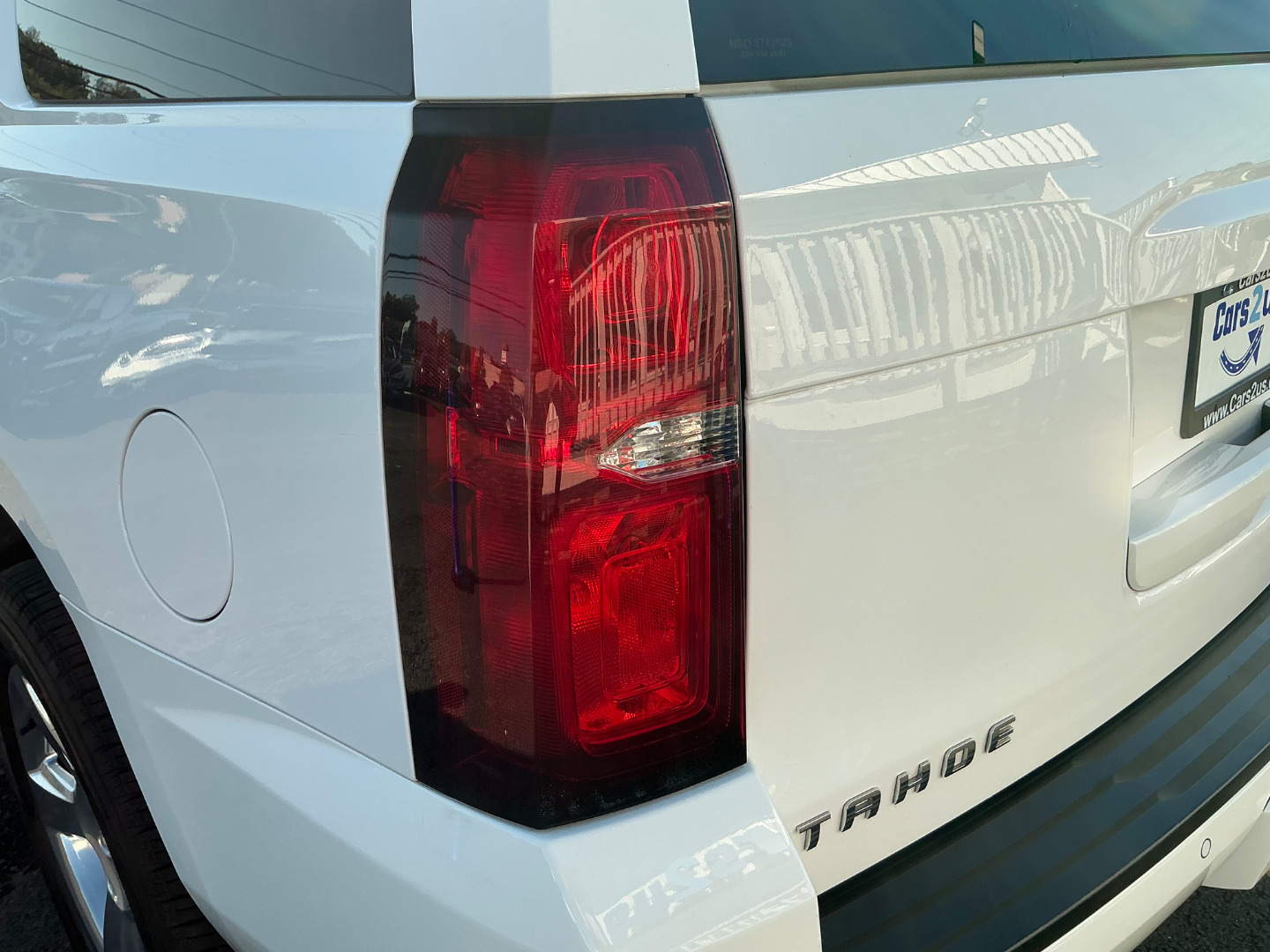 2017 Chevrolet Tahoe LT photo 10