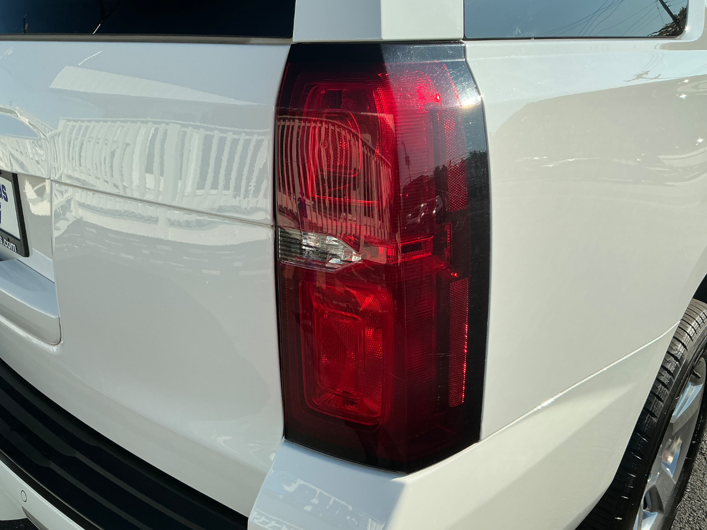 2017 Chevrolet Tahoe LT photo 11