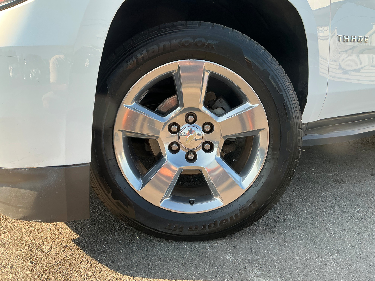 2017 Chevrolet Tahoe LT photo 13