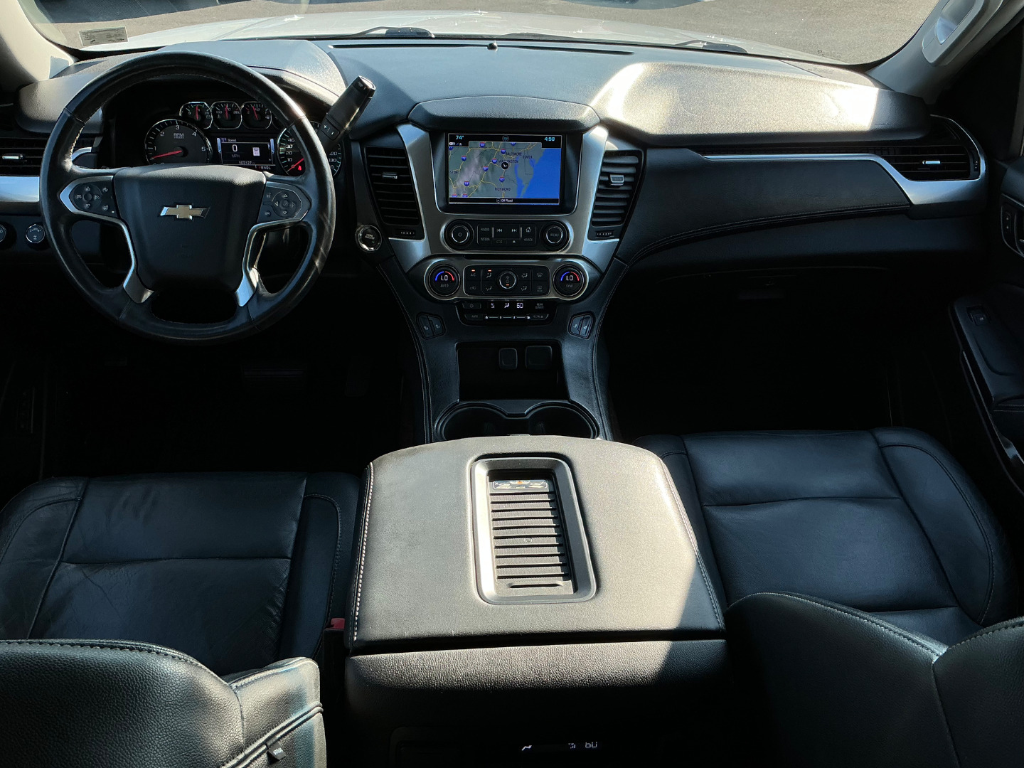 2017 Chevrolet Tahoe LT photo 14
