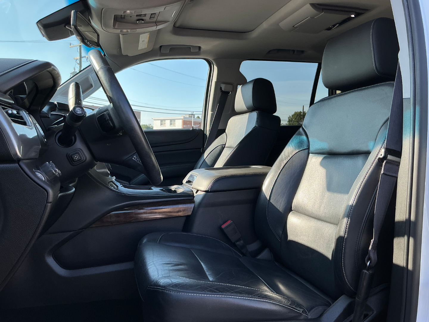 2017 Chevrolet Tahoe LT photo 22