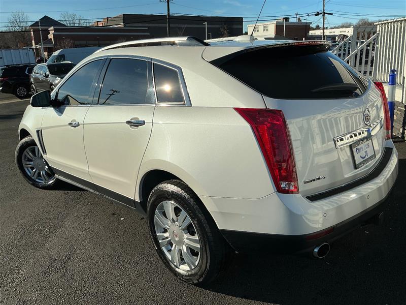 2015 Cadillac SRX Luxury photo 4