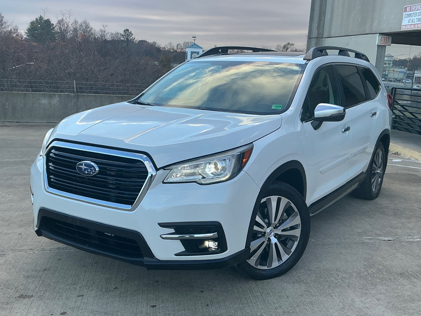 2020 Subaru Ascent Touring's photo