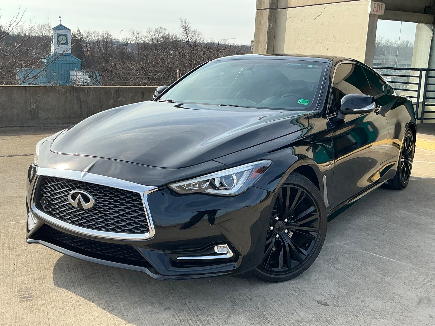 2018 INFINITI Q60 Luxe's photo