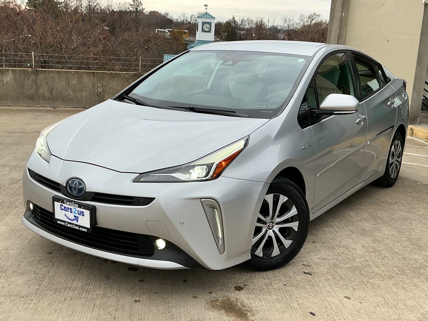 2019 Toyota Prius XLE's photo