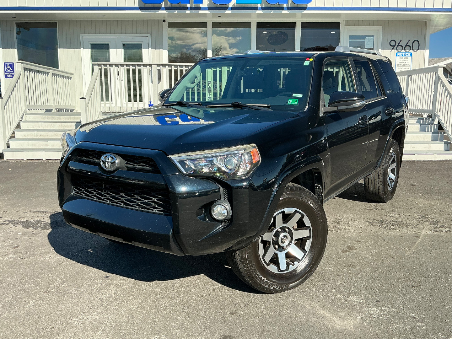 2016 Toyota 4Runner SR5 Premium's photo