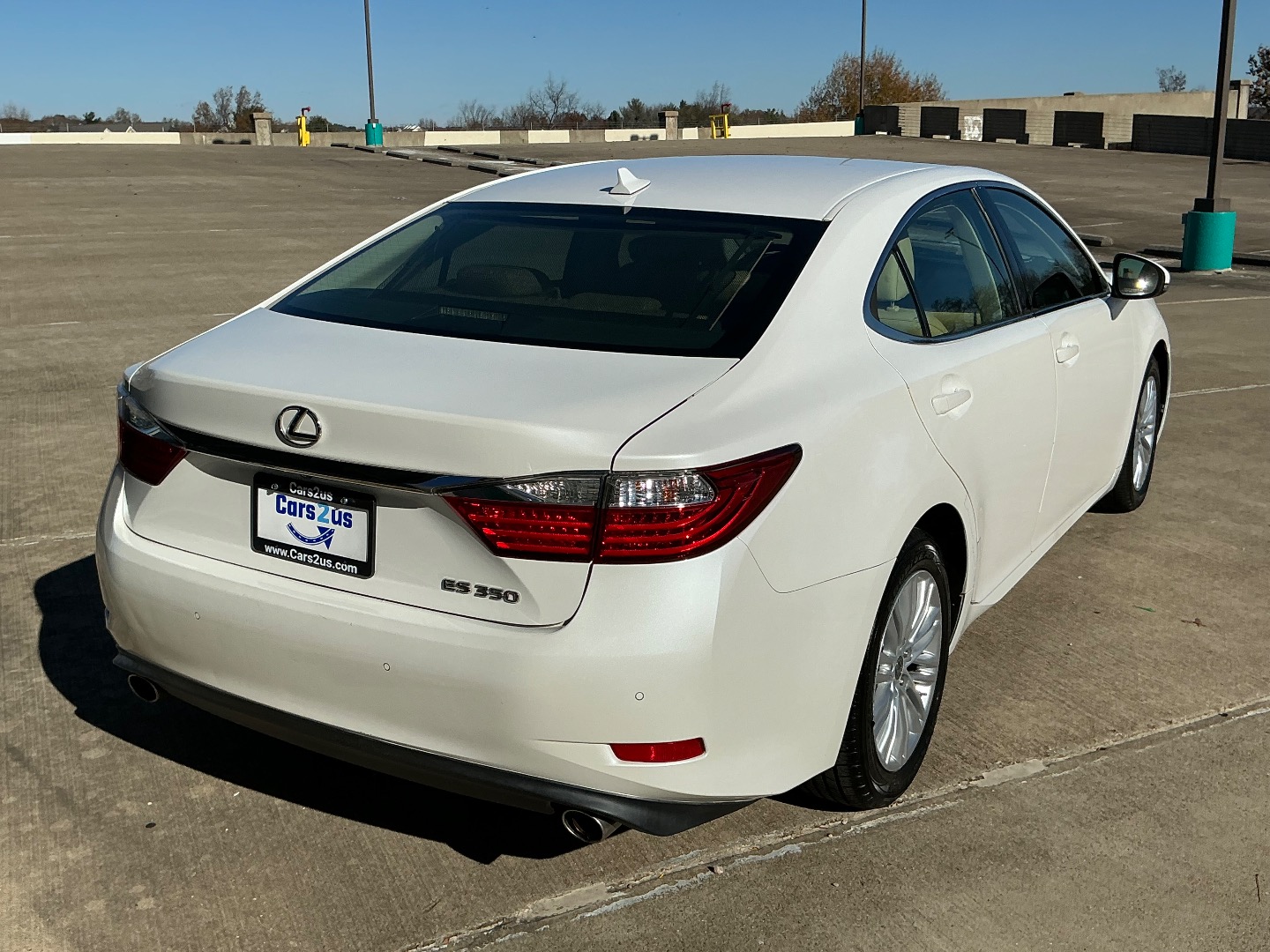 2014 Lexus ES 350 photo 4
