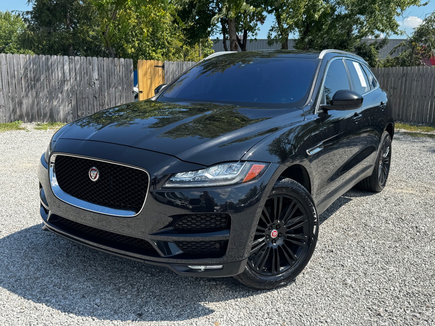 2018 Jaguar F-PACE Portfolio's photo