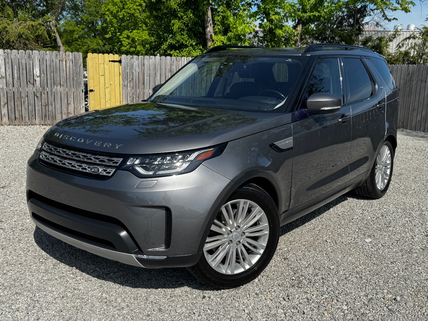 2017 Land Rover Discovery HSE's photo