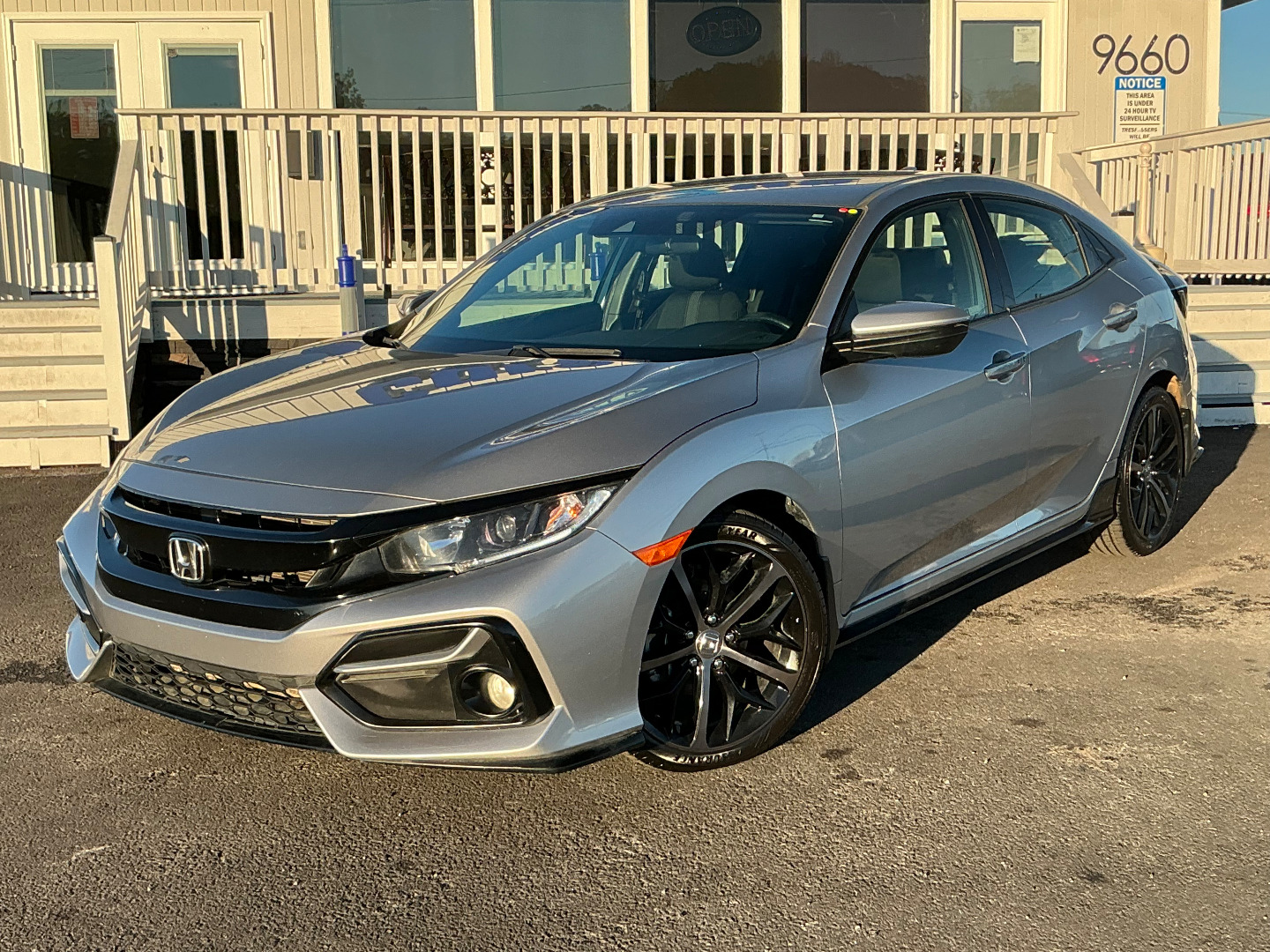 2021 Honda Civic Hatchback Sport's photo