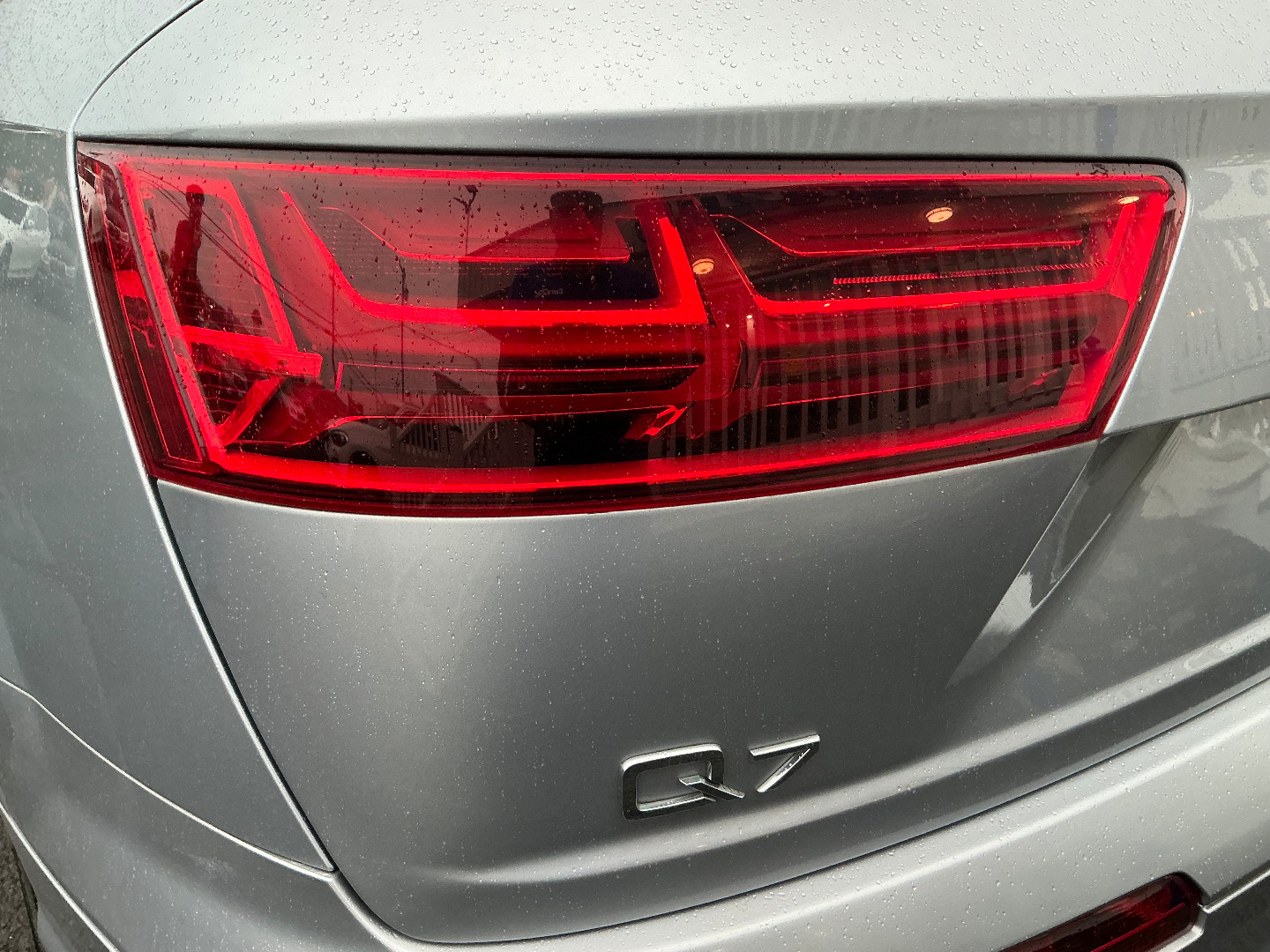 2018 Audi Q7 3.0T Prestige photo 11
