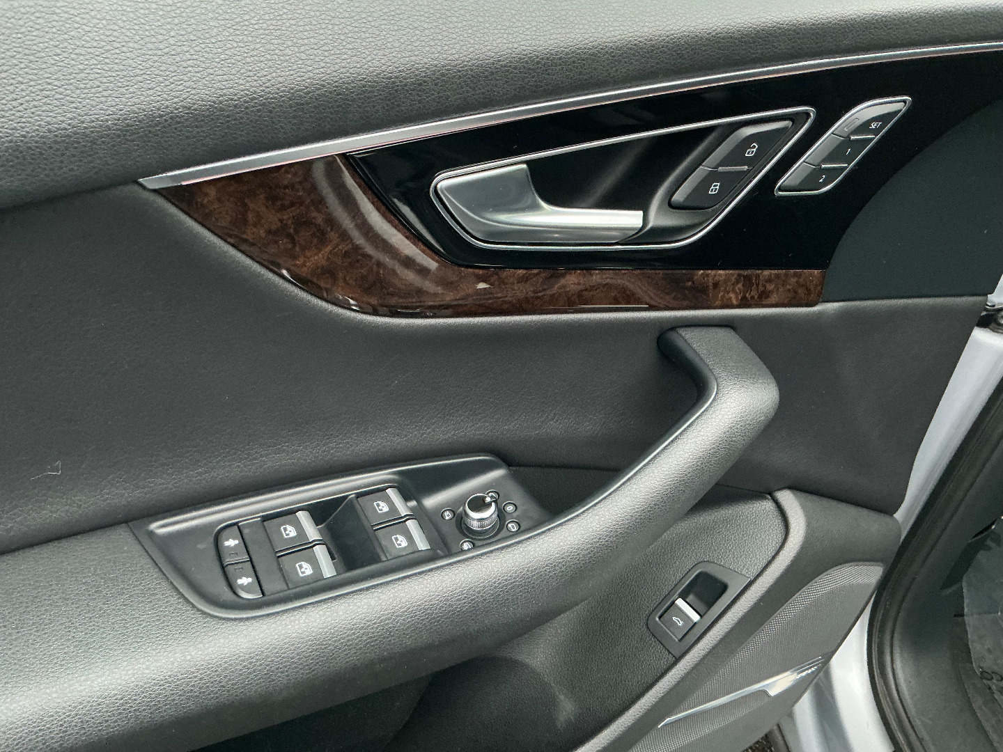 2018 Audi Q7 3.0T Prestige photo 19