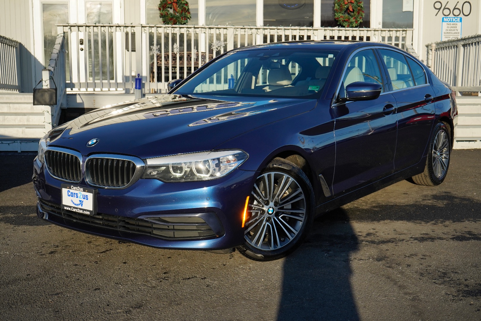 2019 BMW 5 Series 530i's photo