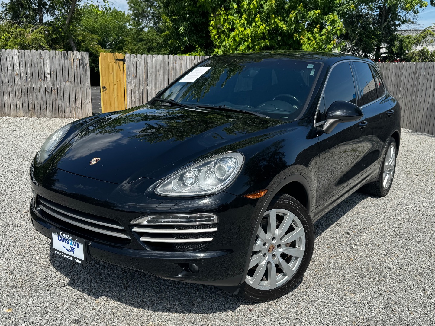 2014 Porsche Cayenne Platinum Edition's photo