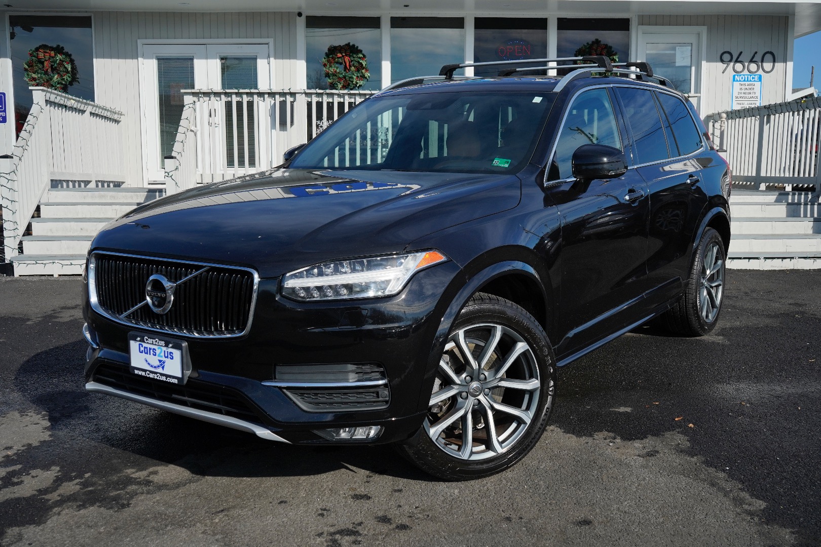 2017 Volvo XC90 Momentum's photo