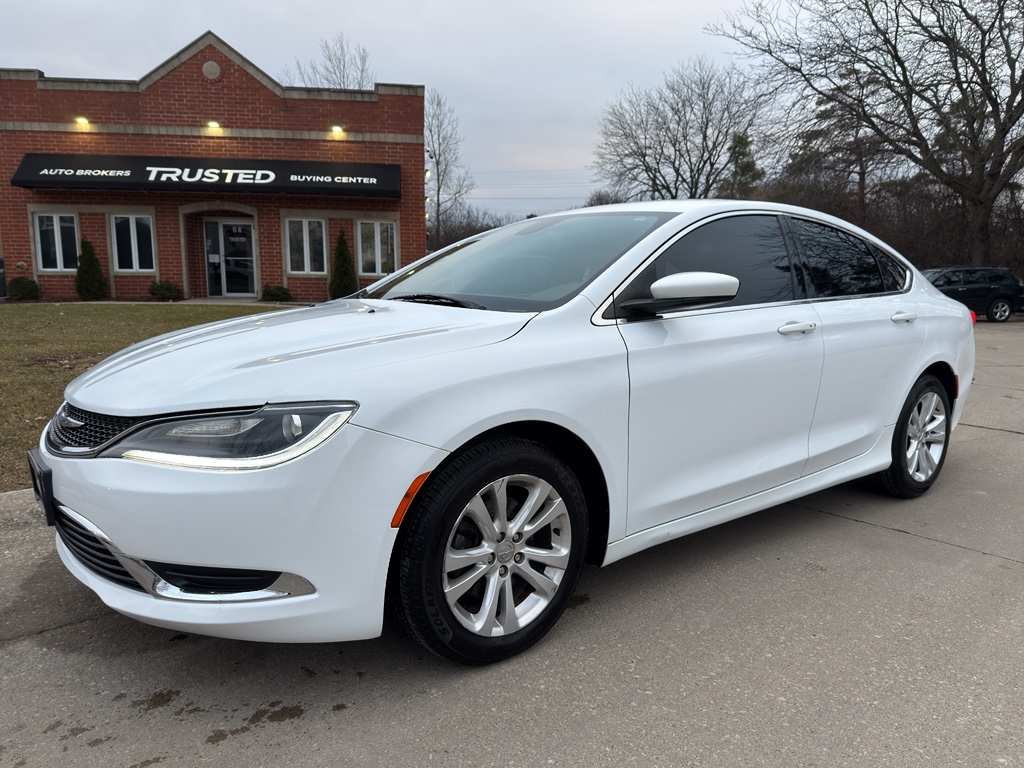 2017 Chrysler 200 Limited