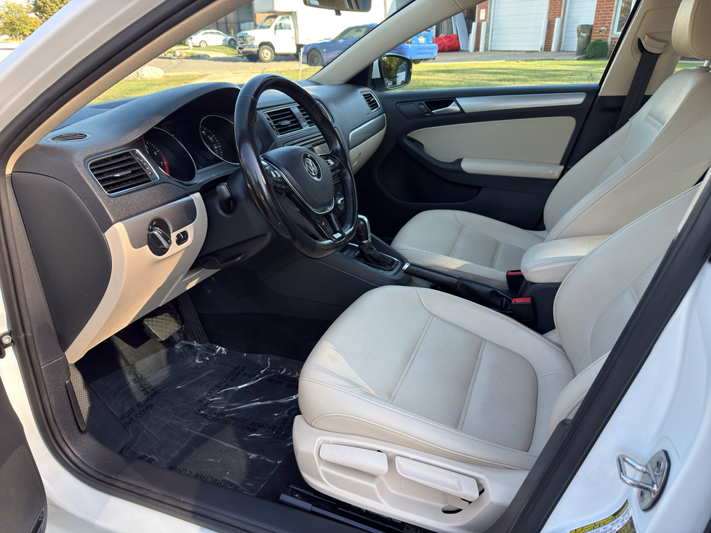 2017 Volkswagen Jetta 1.4T SE photo 11