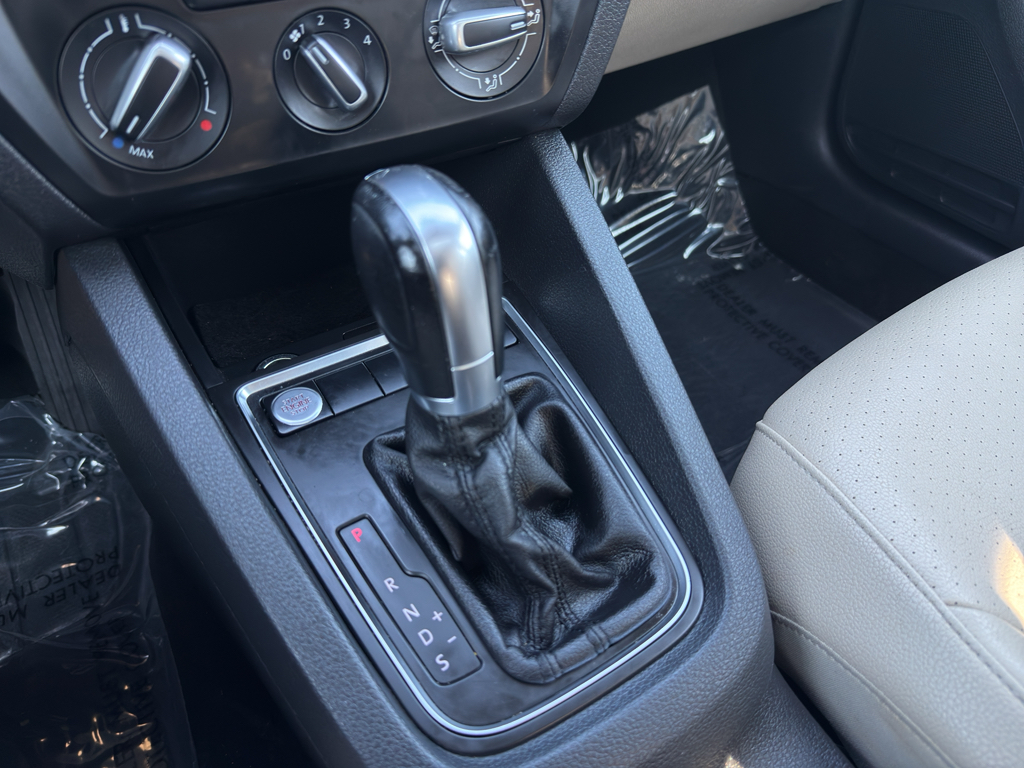 2017 Volkswagen Jetta 1.4T SE photo 23