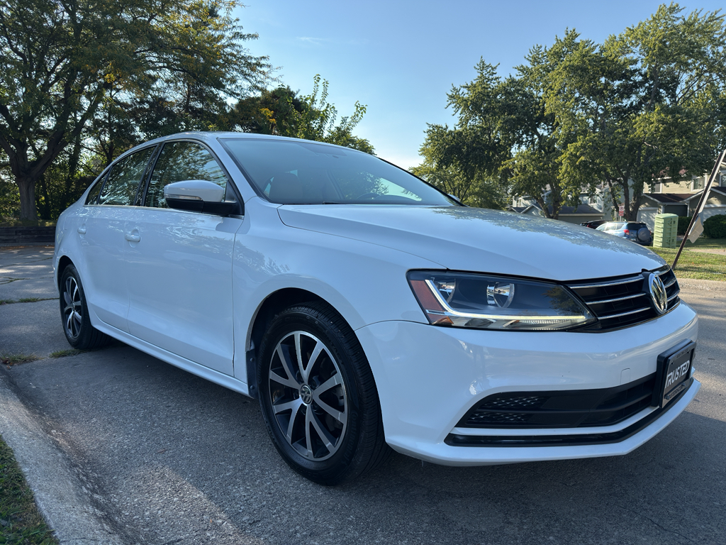 2017 Volkswagen Jetta 1.4T SE photo 4