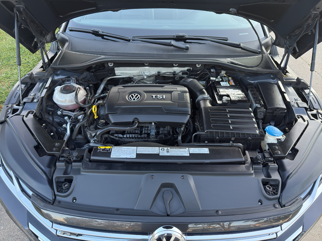 2019 Volkswagen Arteon SEL Premium R-Line photo 9