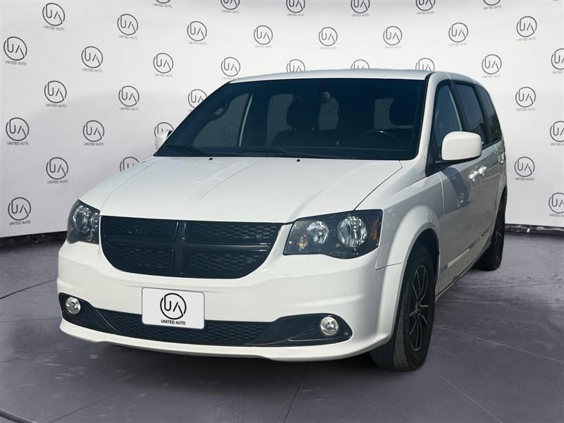 2018 DODGE GRAND CARAVAN SE Plus