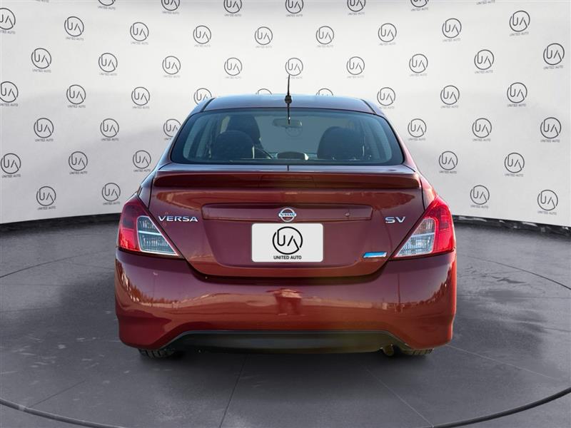 2016 Nissan Versa Plus SL SV photo 4