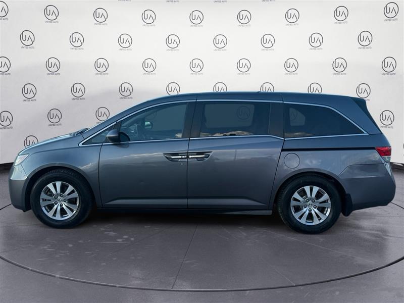 2014 Honda Odyssey EX photo 2