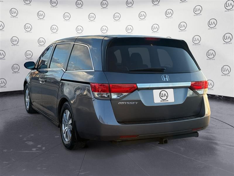 2014 Honda Odyssey EX photo 3