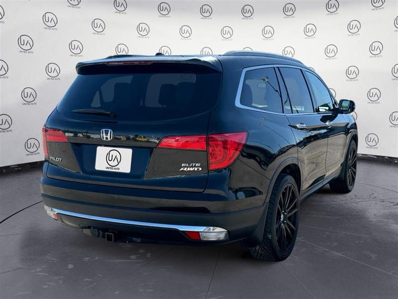 2016 Honda Pilot Elite photo 5