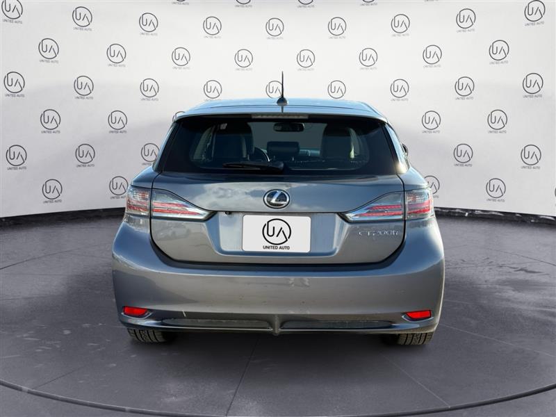 2013 Lexus CT 200h photo 4
