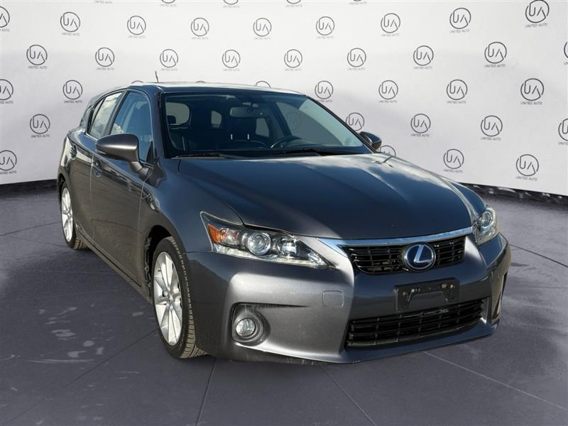 2013 Lexus CT 200h photo 6