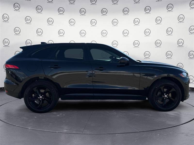 2019 Jaguar F-PACE Prestige photo 6