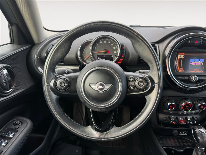 2017 Mini Clubman Base photo 12